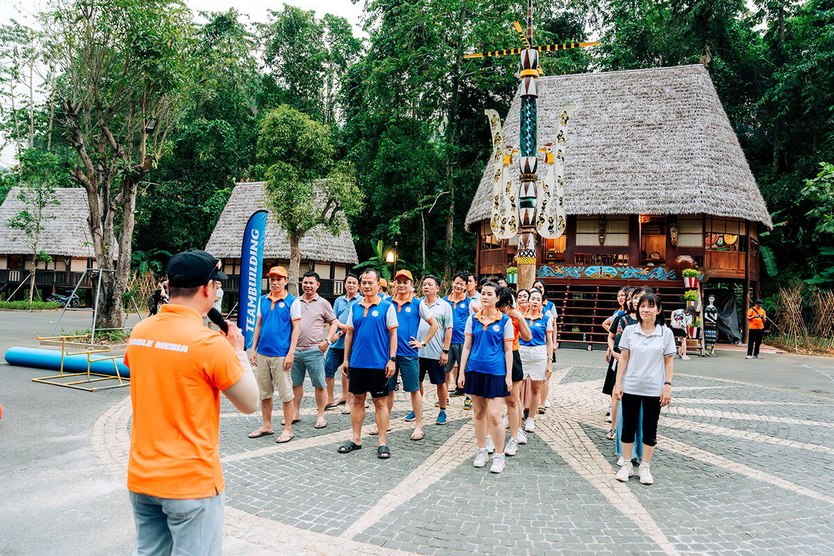 Tham gia chương trình Teambuilding